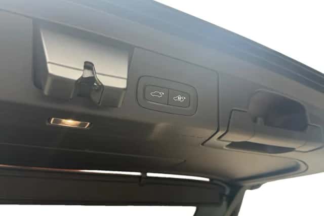 Volvo XC60 (2021) thumbnail 17