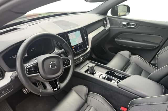 Volvo XC60 (2021) thumbnail 19