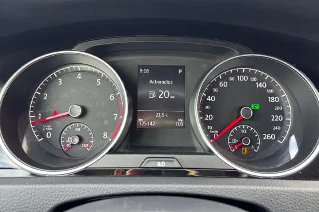 Volkswagen Golf (2016) thumbnail 20