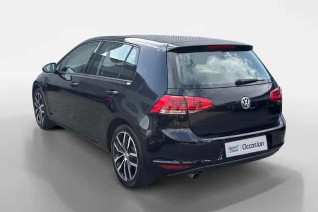 Volkswagen Golf (2016) thumbnail 7