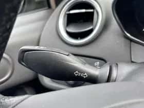 Ford Fiesta (2016) thumbnail 16