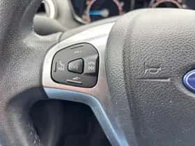 Ford Fiesta (2016) thumbnail 17