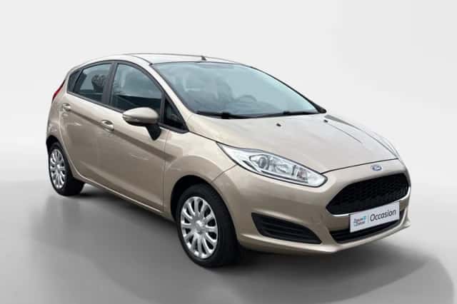 Ford Fiesta (2016) thumbnail 4