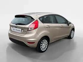 Ford Fiesta (2016) thumbnail 6