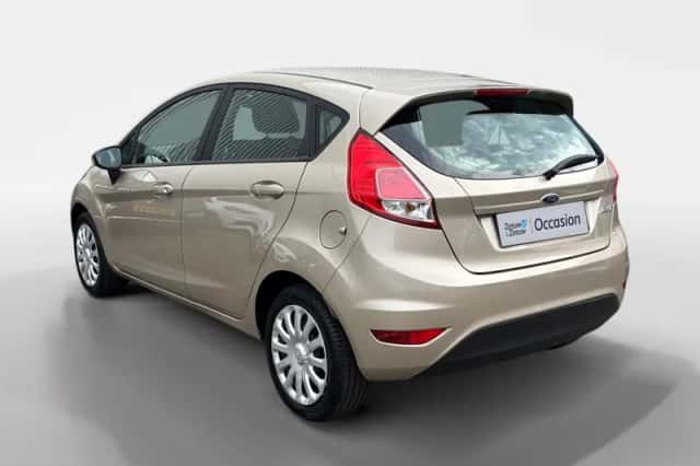Ford Fiesta (2016) thumbnail 8