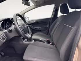 Ford Fiesta (2016) thumbnail 10