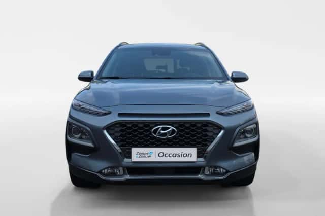Hyundai Kona (2021) thumbnail 3