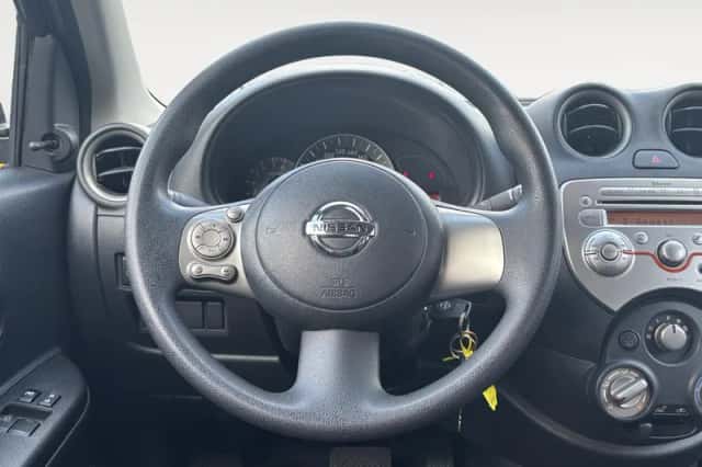 Nissan Micra (2011) thumbnail 15