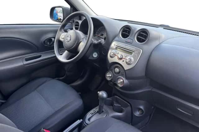 Nissan Micra (2011) thumbnail 8