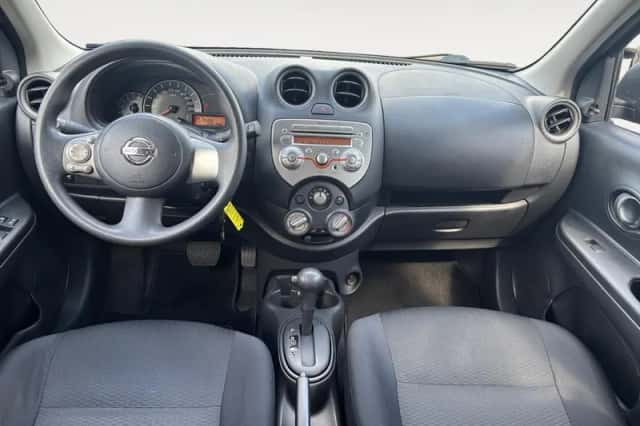 Nissan Micra (2011) thumbnail 10