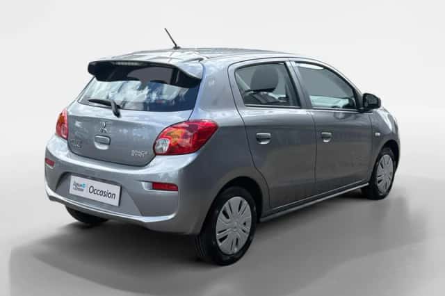 Mitsubishi Space Star (2016) thumbnail 5