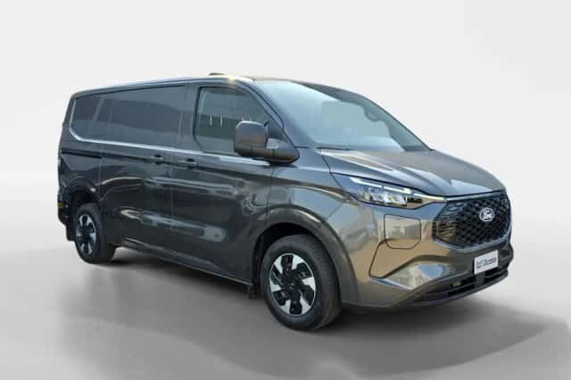 Ford E-Transit (2026) thumbnail 3