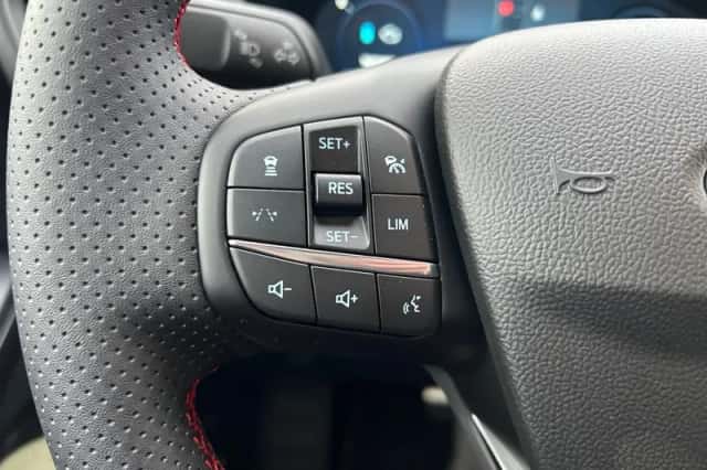 Ford Kuga (2026) thumbnail 16