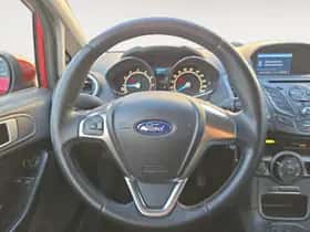 Ford Fiesta (2015) thumbnail 14