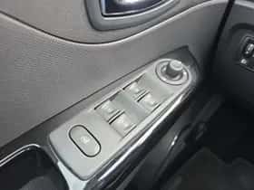 Renault Captur (2013) thumbnail 14