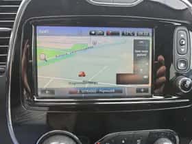 Renault Captur (2013) thumbnail 22
