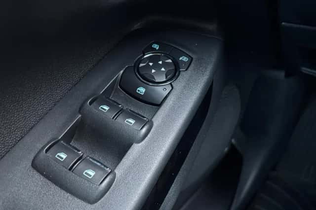 Ford EcoSport (2022) thumbnail 17