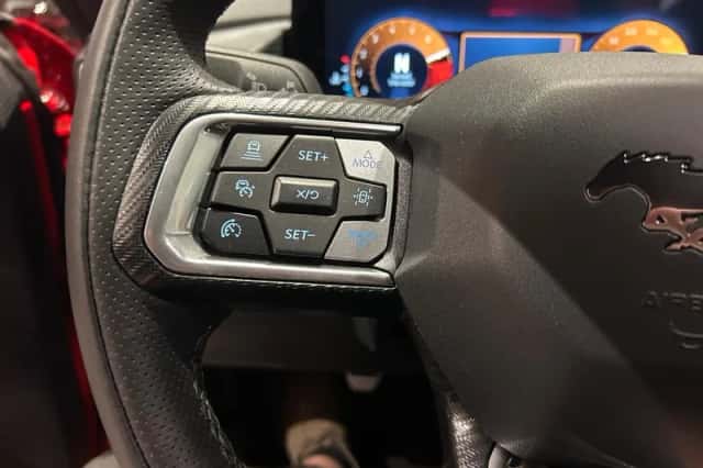 Ford Mustang (2025) thumbnail 16