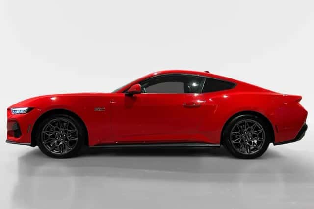 Ford Mustang (2025) thumbnail 6