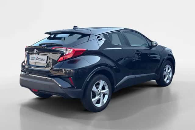Toyota C-HR (2017) thumbnail 5