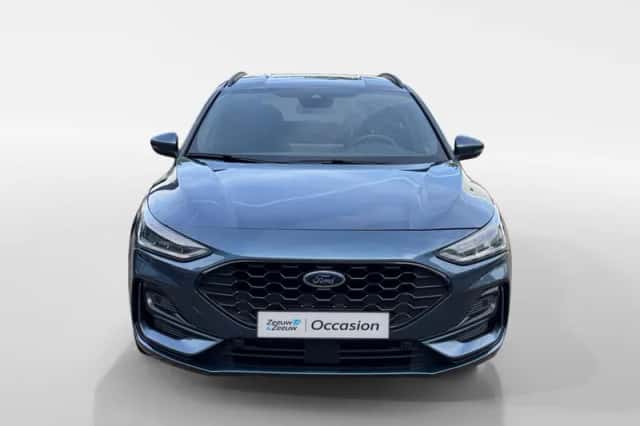 Ford Focus (2024) thumbnail 3