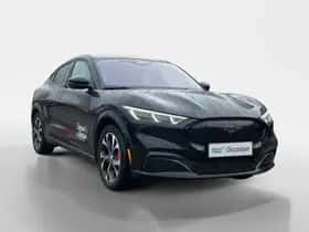 Ford Mustang Mach-E (2022) thumbnail 4