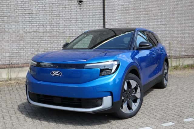 Ford Explorer (2026) thumbnail 2