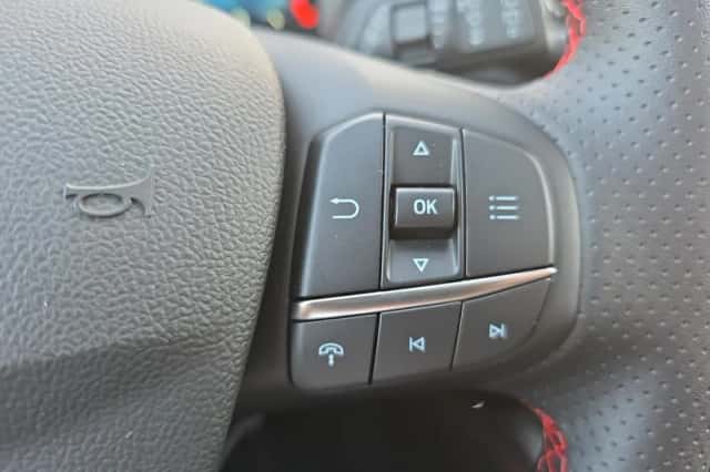 Ford Kuga (2025) thumbnail 17