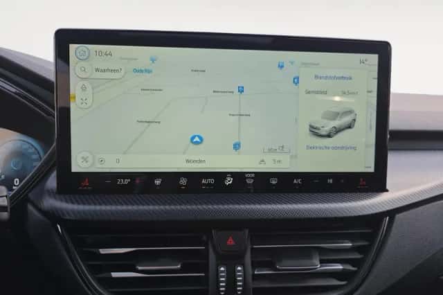 Ford Kuga (2025) thumbnail 20