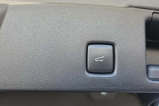 Ford Kuga (2025) thumbnail 22