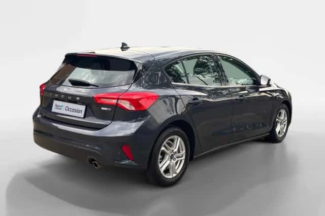 Ford Focus (2021) thumbnail 5