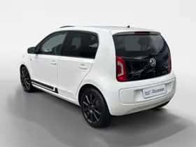 Volkswagen Up! (2016) thumbnail 7