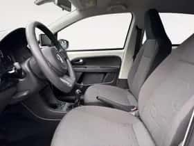 Volkswagen Up! (2016) thumbnail 9