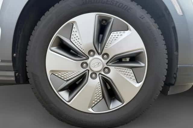 Hyundai Kona (2019) thumbnail 24