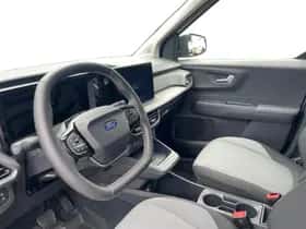 Ford E-Transit Courier (2026) thumbnail 12