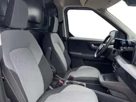 Ford E-Transit Courier (2026) thumbnail 15