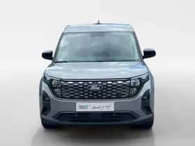Ford E-Transit Courier (2026) thumbnail 3