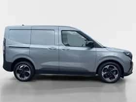 Ford E-Transit Courier (2026) thumbnail 5