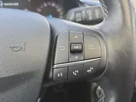 Ford Fiesta (2017) thumbnail 12