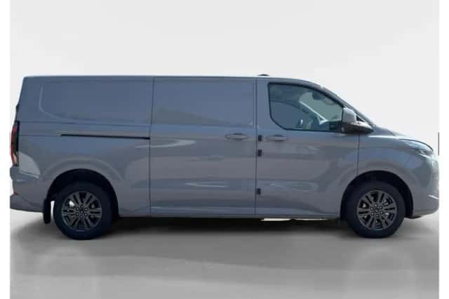Ford E-Transit Custom (2026) thumbnail 4