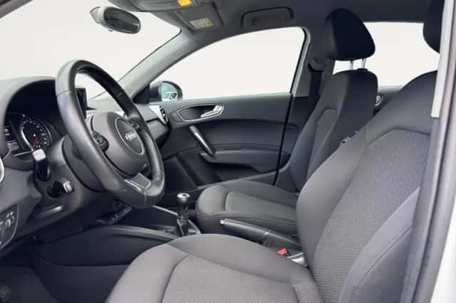 Audi A1 (2015) thumbnail 16