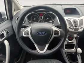 Ford Fiesta (2012) thumbnail 11