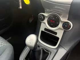 Ford Fiesta (2012) thumbnail 14