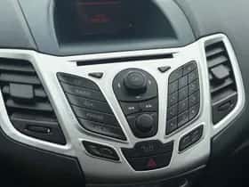 Ford Fiesta (2012) thumbnail 20