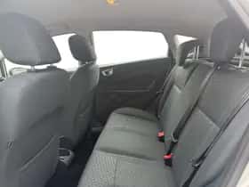 Ford Fiesta (2012) thumbnail 25