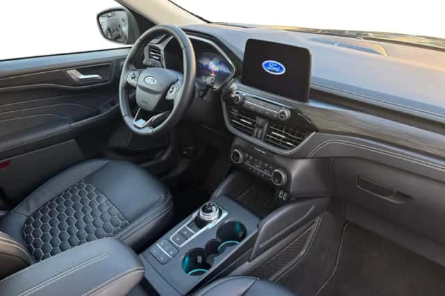 Ford Kuga (2022) thumbnail 12