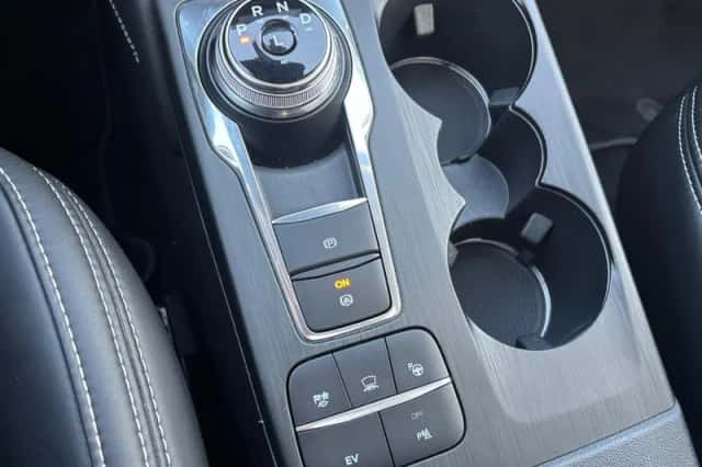 Ford Kuga (2022) thumbnail 20
