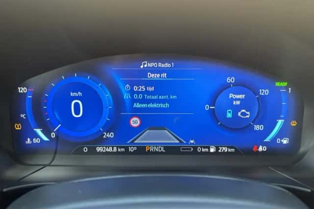 Ford Kuga (2022) thumbnail 26