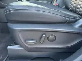 Ford Kuga (2022) thumbnail 30