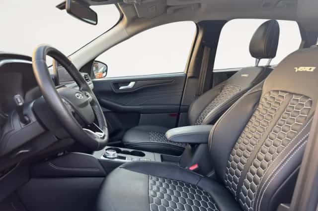 Ford Kuga (2022) thumbnail 35
